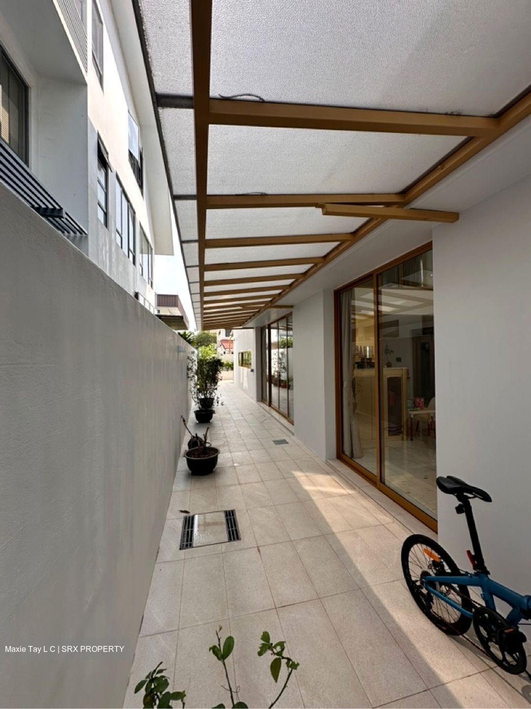 Saraca Gardens (D28), Terrace #627513741